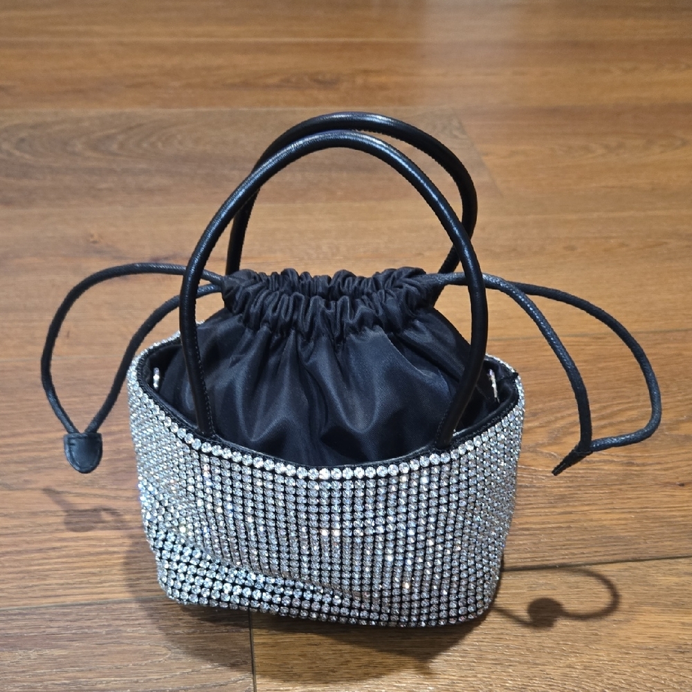 EXPRESSIONS SEQUIN HANDBAG... #7659